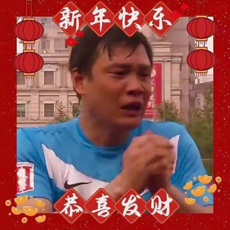 你在读什么?他俯身看了看我手中的书。